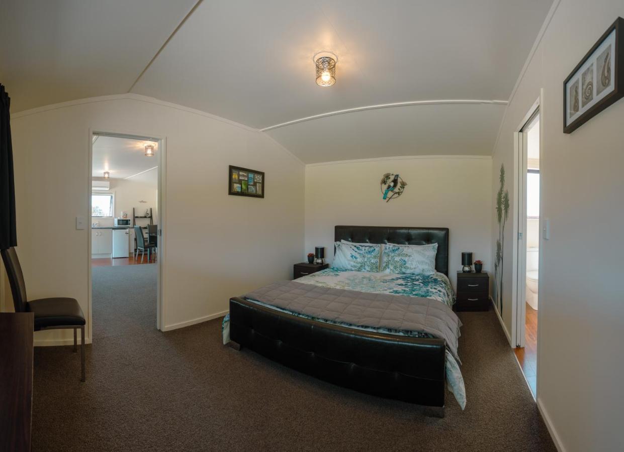 Te Awa Cottages Земля Франца-Иосифа Экстерьер фото